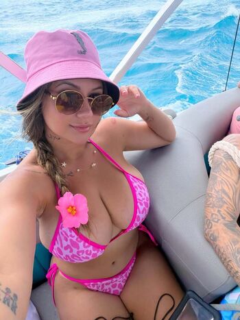 Full leaked Chai schmidt page private onlyfans photo