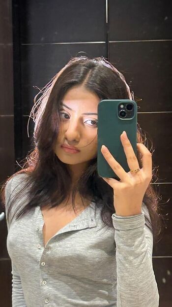 Full leaked Chandni solanki private onlyfans photo