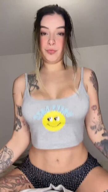 Full leaked Chanelzinhad private onlyfans photo