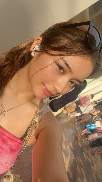 Full leaked Chantalajah private onlyfans photo