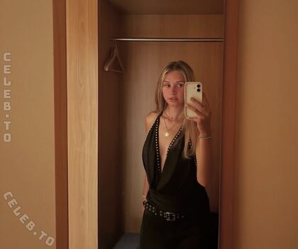 Full leaked Chantall smd private onlyfans photo