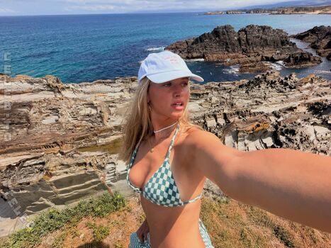 Full leaked Chantall smd private onlyfans photo