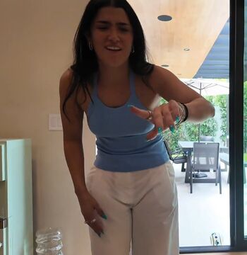 Full leaked Charli d amelio page private onlyfans photo