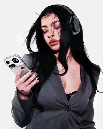 Charli XCX
