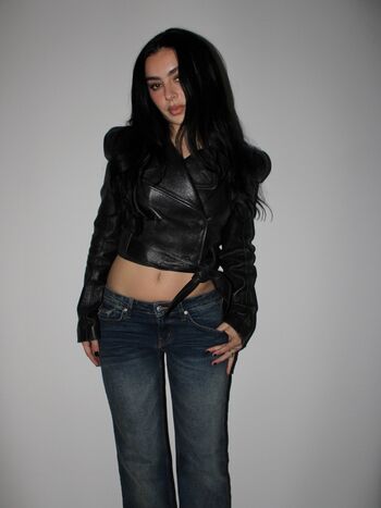 Full leaked Charli xcx page private onlyfans photo