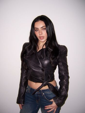Full leaked Charli xcx page private onlyfans photo