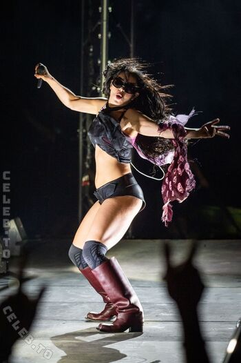 Full leaked Charli xcx page private onlyfans photo