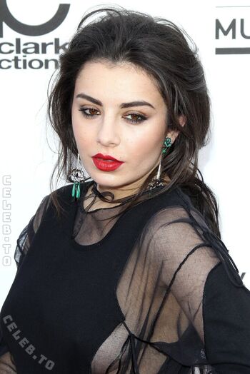 Full leaked Charli xcx private onlyfans photo