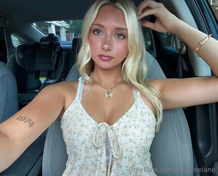 Full leaked Charlieelane private onlyfans photo