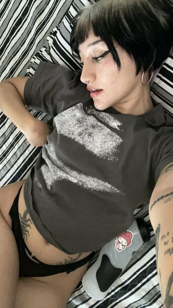 Full leaked Charlisometimes private onlyfans photo
