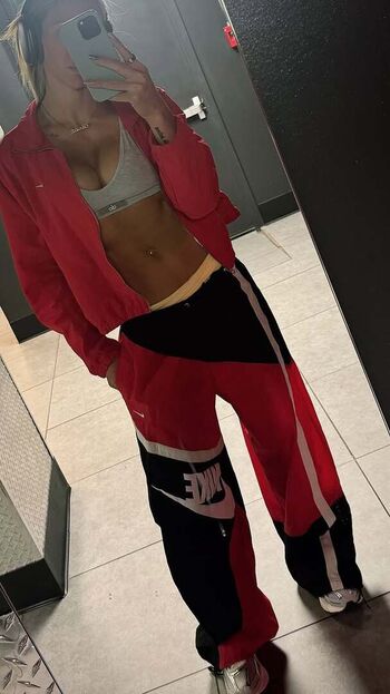 Charlotte flair page leaked photo video viral