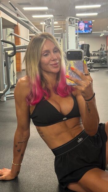 Full leaked Charlotte flair page private onlyfans photo