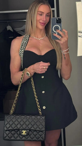 Full leaked Charlotte flair page private onlyfans photo