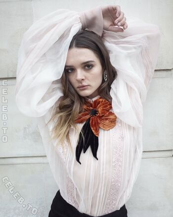 Full leaked Charlotte lawrence private onlyfans photo