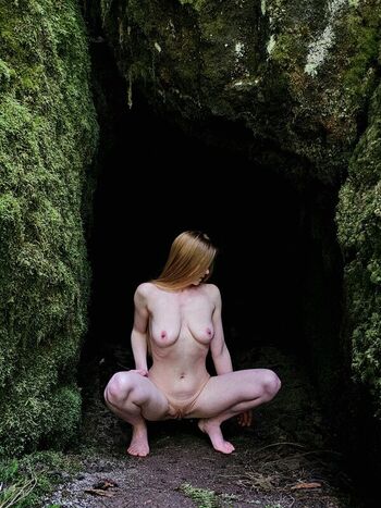 Full leaked Charlottedoe private onlyfans photo