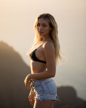 Full leaked Charly jordan  page private onlyfans photo