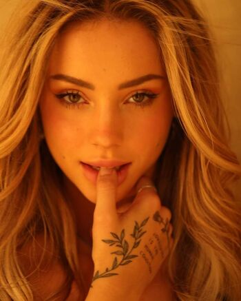 Full leaked Charly jordan  page private onlyfans photo