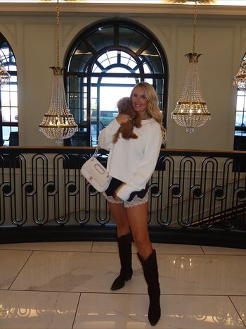 Chasity and Elli Nolan