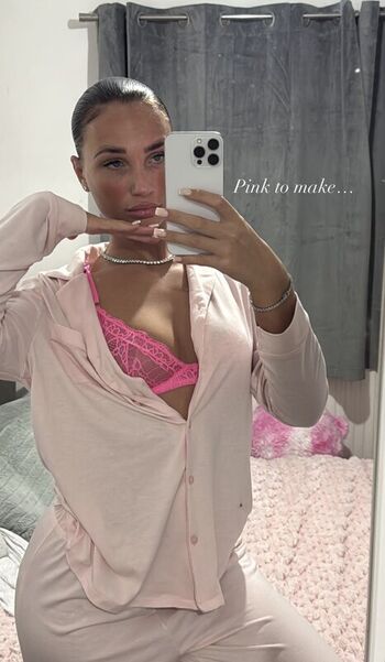 Full leaked Chelsbxx private onlyfans photo