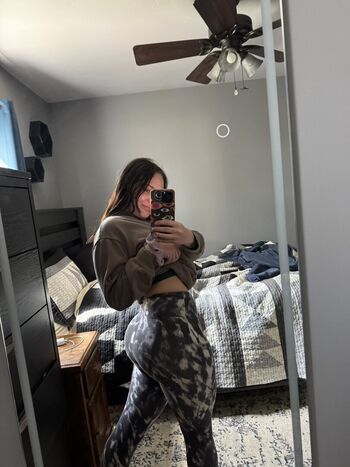 Full leaked Chelsswellss private onlyfans photo