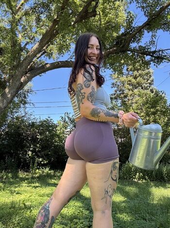 Full leaked Chelsswellss private onlyfans photo