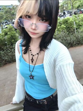 Full leaked Chelyua page private onlyfans photo