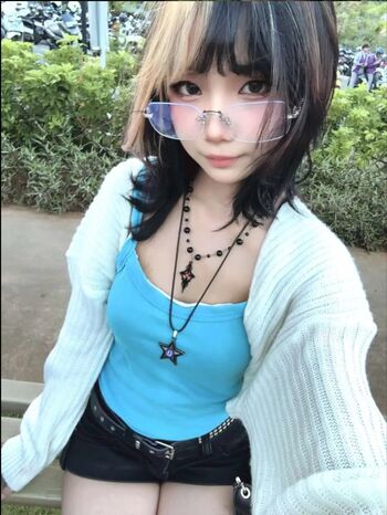 Full leaked Chelyua page private onlyfans photo