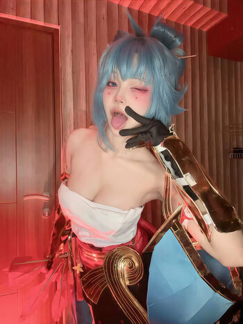 Full leaked Chelyua private onlyfans photo