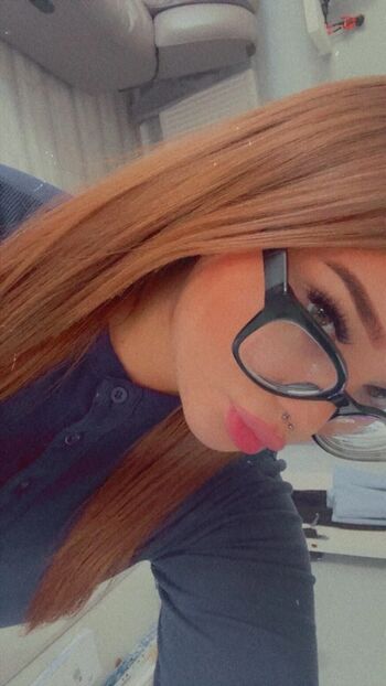 Full leaked Cherryminxxx private onlyfans photo