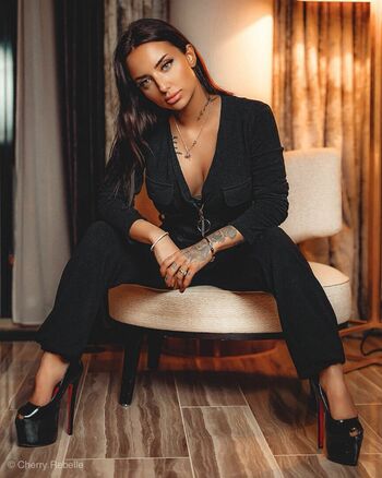 Full leaked Cherryrebelle private onlyfans photo