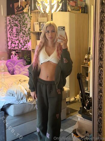 Full leaked Chiara rides private onlyfans photo