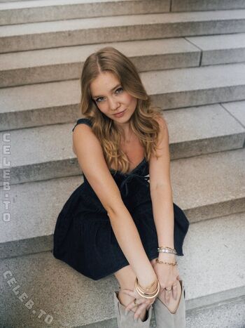 Full leaked Chiara tews page private onlyfans photo