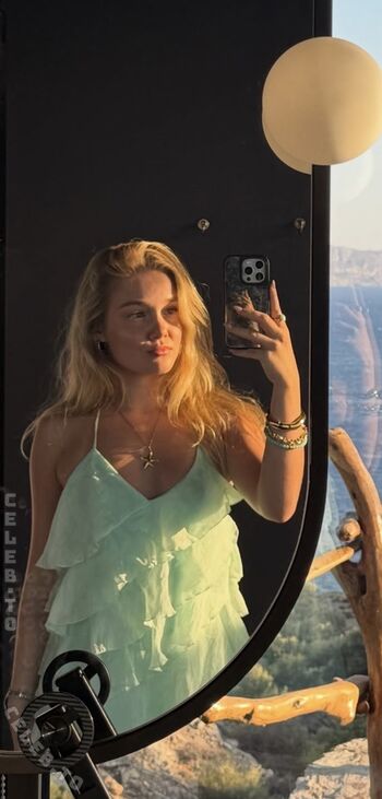 Full leaked Chiara tews private onlyfans photo
