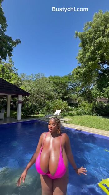 Full leaked Chioma lovv private onlyfans photo