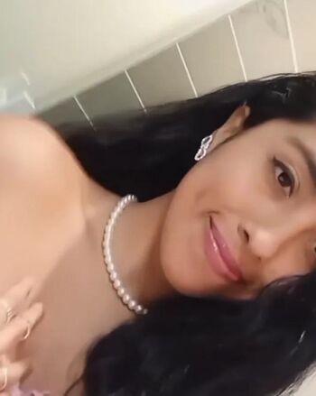 Full leaked Chiphilary private onlyfans photo