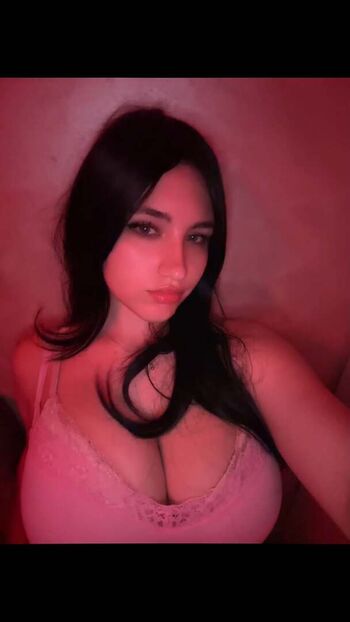 Full leaked Chiri francesca page private onlyfans photo