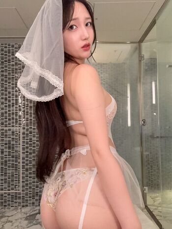 Full leaked Chiyuu private onlyfans photo
