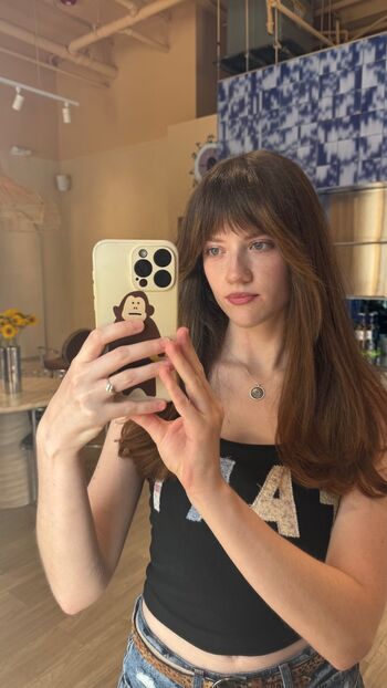 Full leaked Chloe longname private onlyfans photo