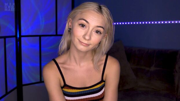 Chloe Temple / chloe_temple