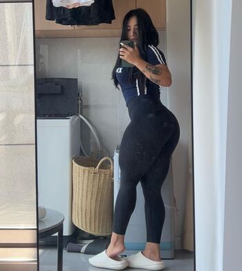 Full leaked Chloe yang private onlyfans photo