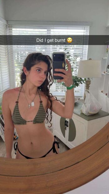 Full leaked Chloeforero  page private onlyfans photo