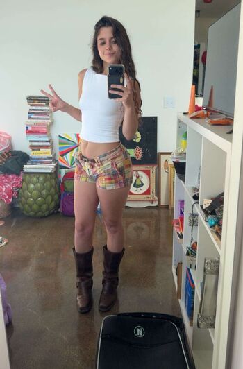 Full leaked Chloeforero private onlyfans photo