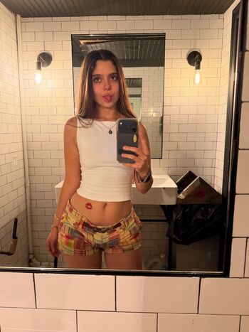 Full leaked Chloeforero private onlyfans photo