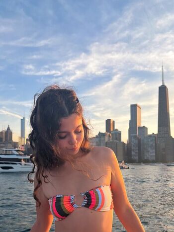 Full leaked Chloeforero private onlyfans photo