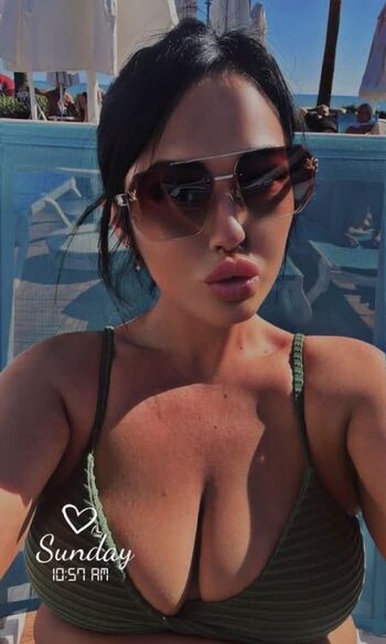 Full leaked Chloxxoe private onlyfans photo