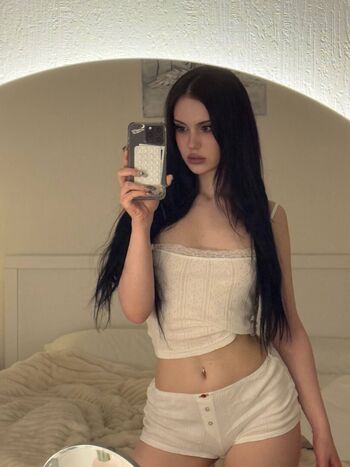 Full leaked Chrswave private onlyfans photo