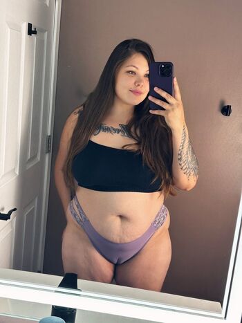Full leaked Chrissielove private onlyfans photo