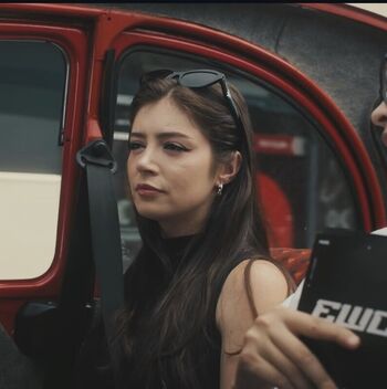 Chrissy Costanza