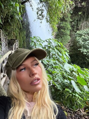 Full leaked Christina aguilera  page private onlyfans photo