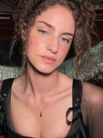 Christina Kartchner